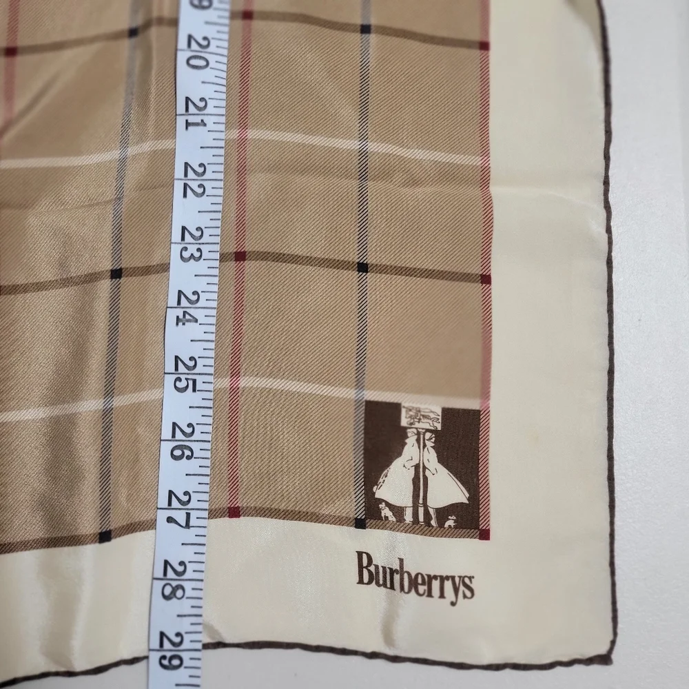 Vintage Burberrys Silk Scarf. - Picture 12 of 14